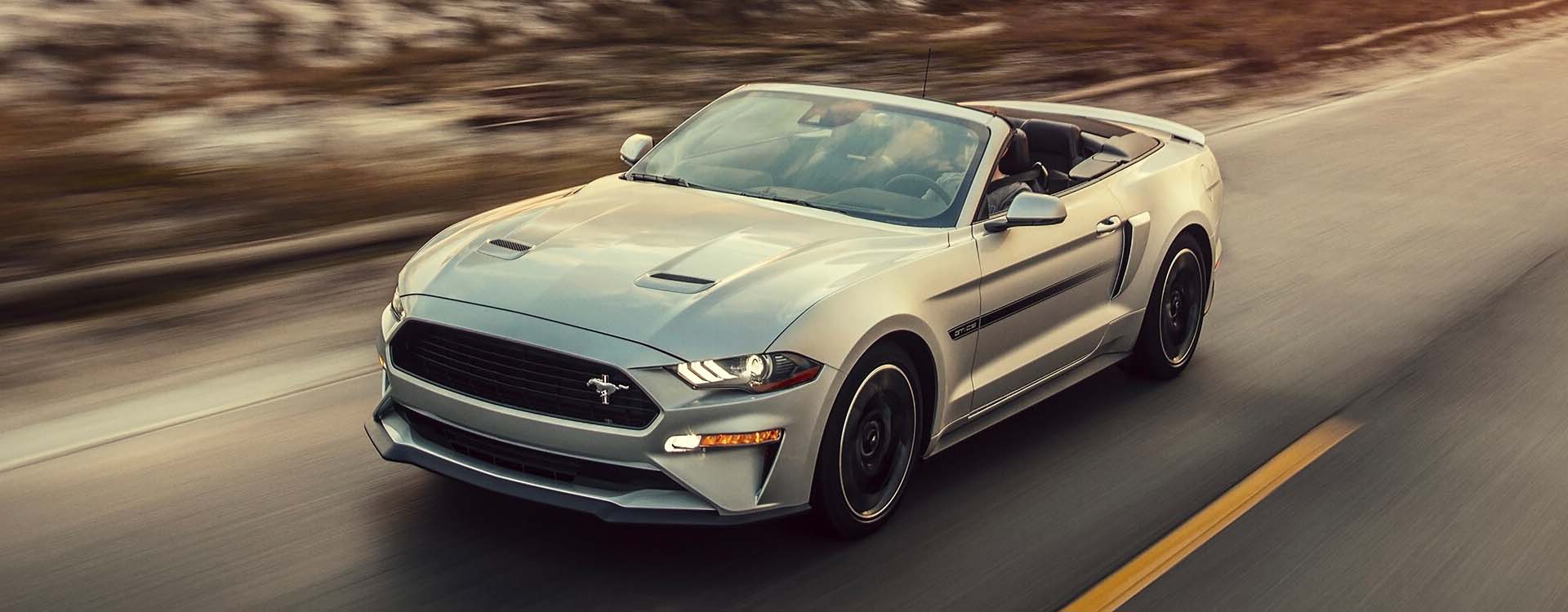 Ford Mustang interior space