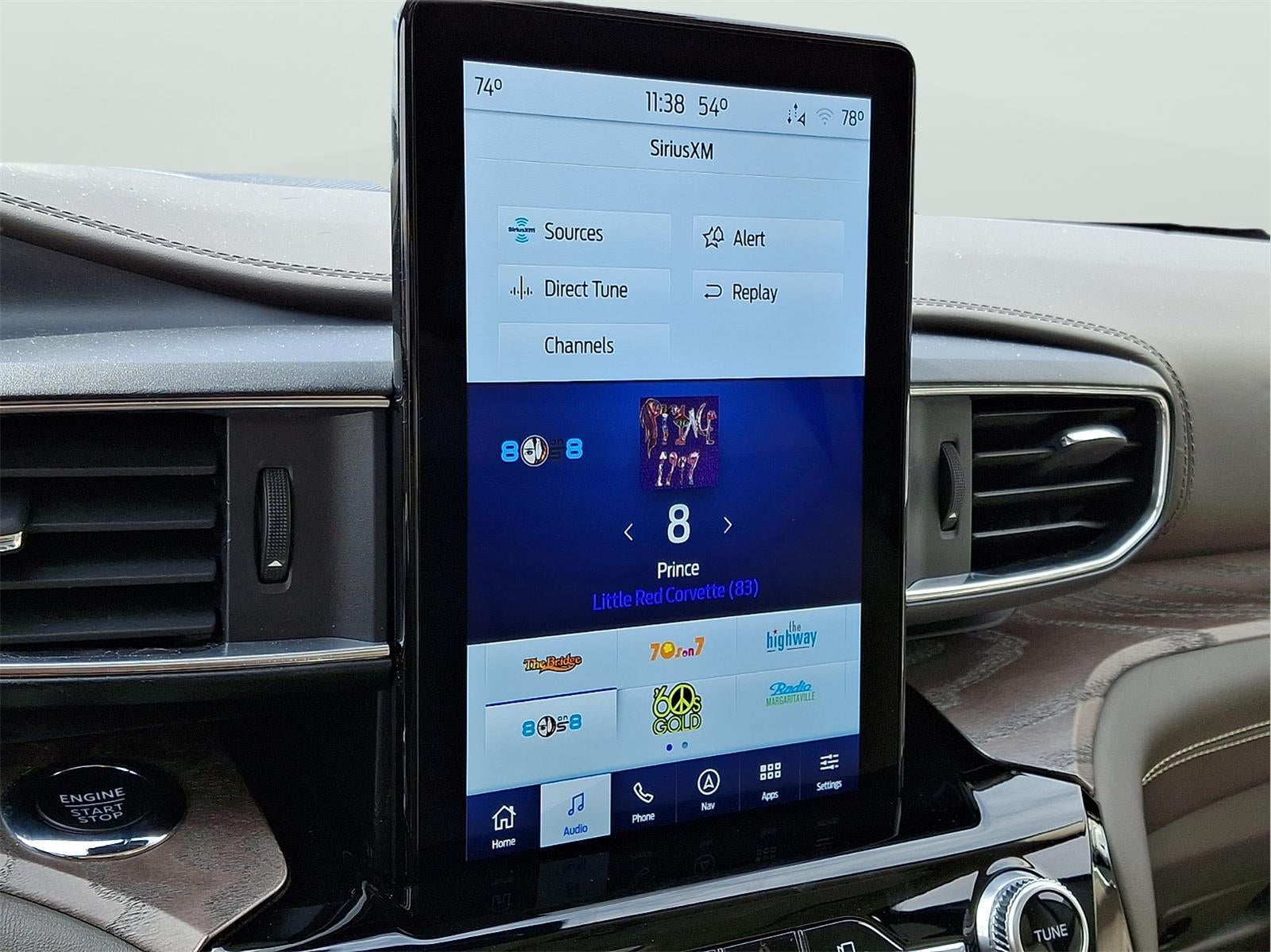 2022 Ford Explorer Platinum