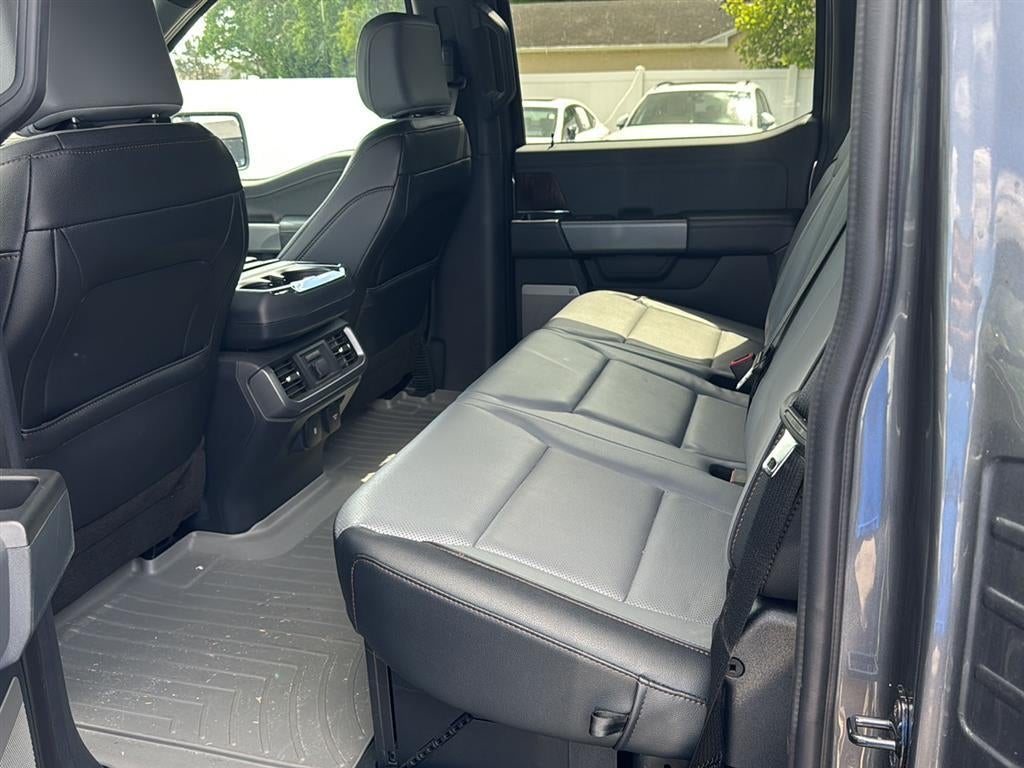 2022 Ford F-150 Lightning LARIAT