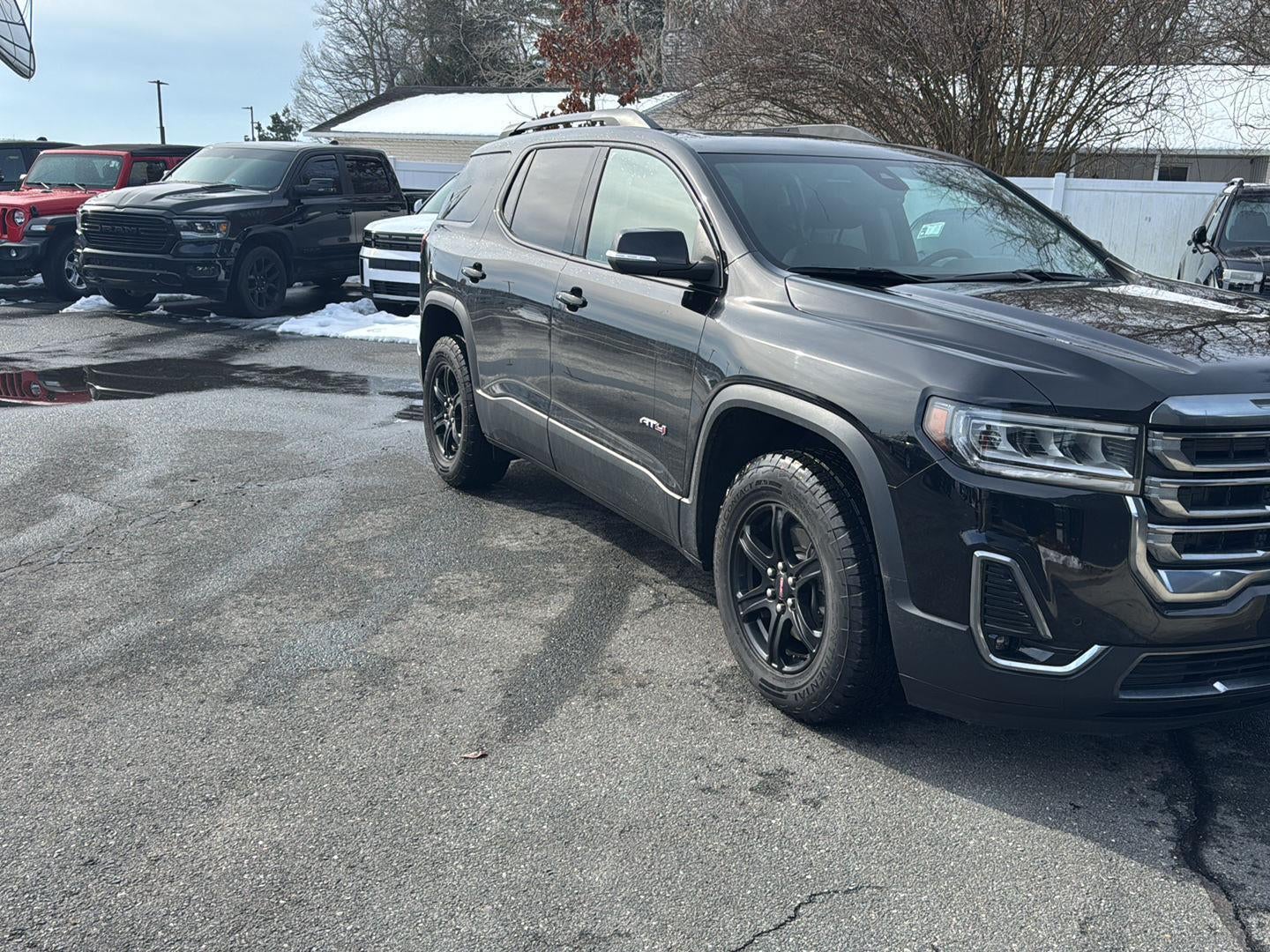 2023 GMC ACADIA AT4