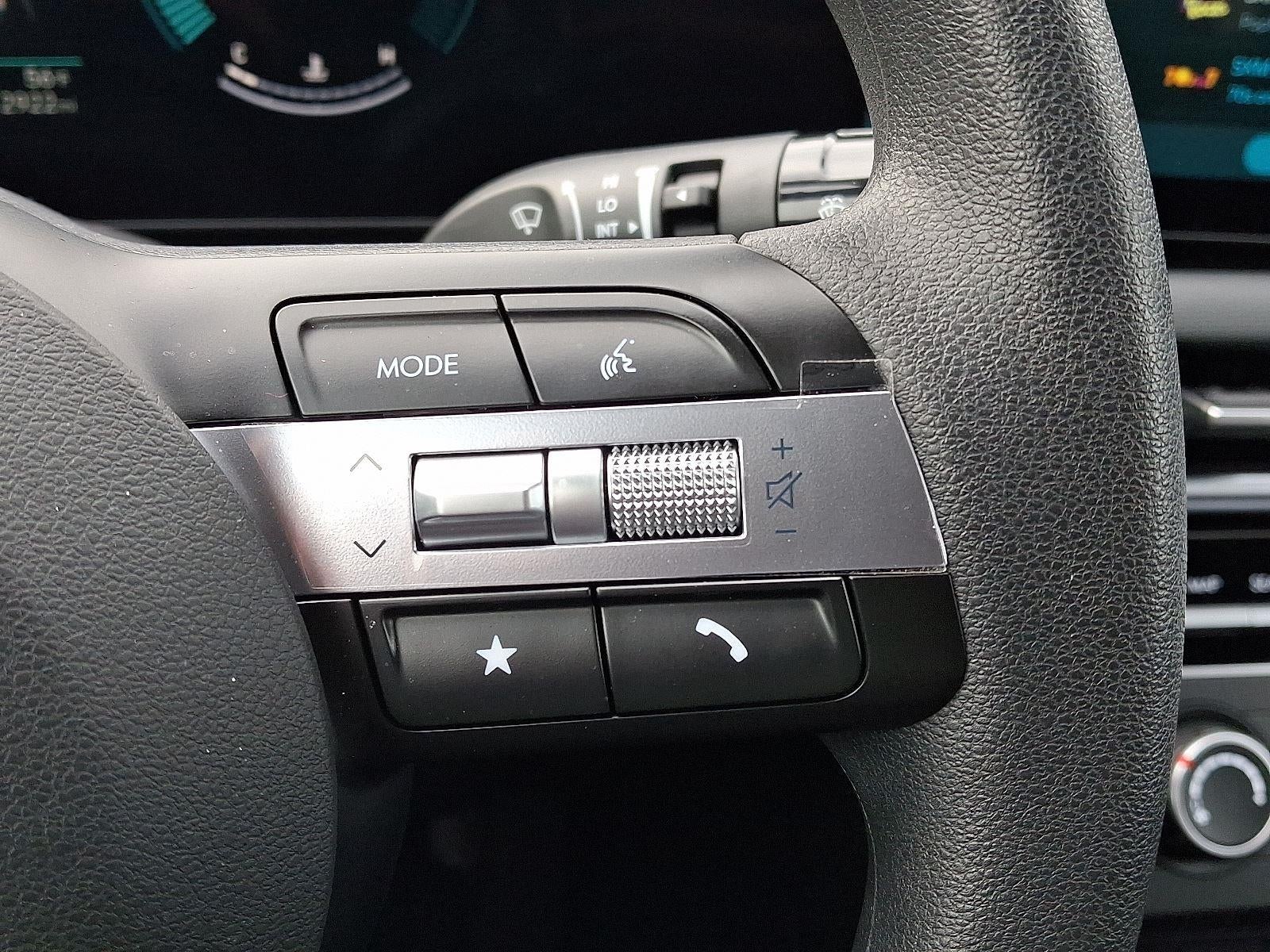 2025 Hyundai Santa Cruz SE