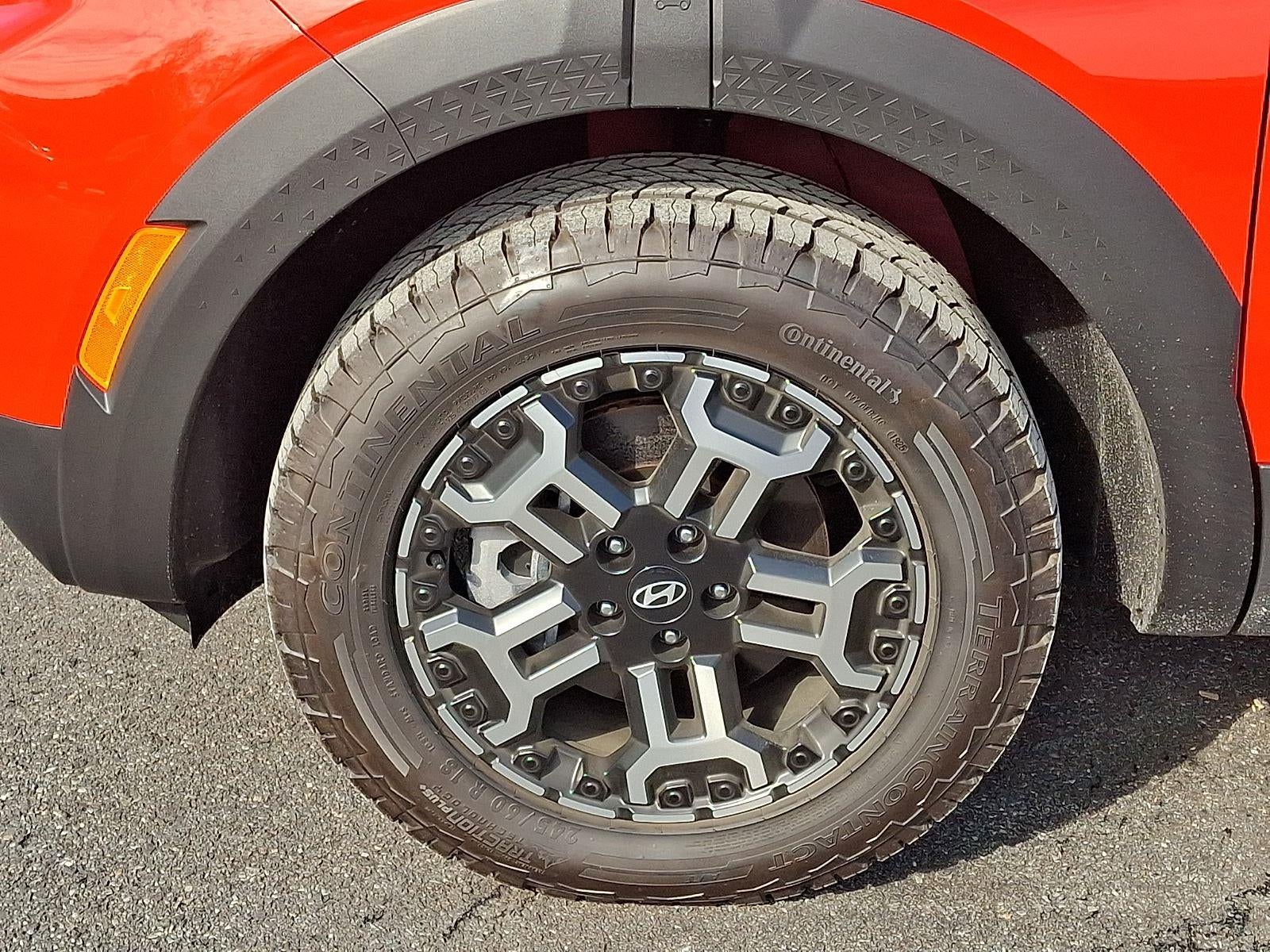 2025 Hyundai SANTACRUZ Base