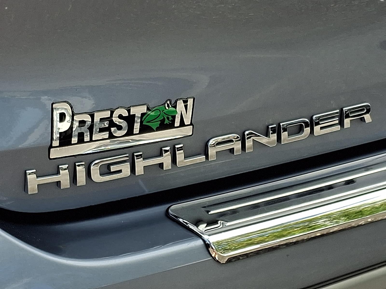2021 Toyota Highlander Hybrid Platinum