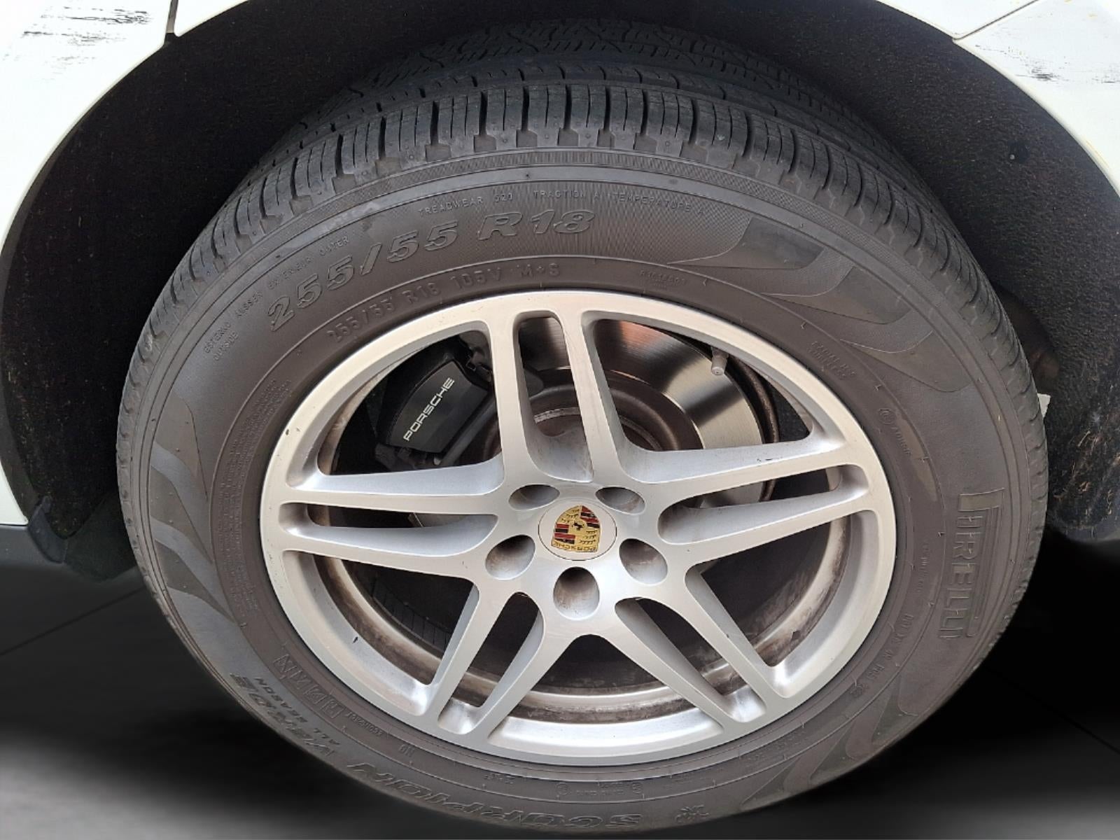 2019 Porsche Macan Base