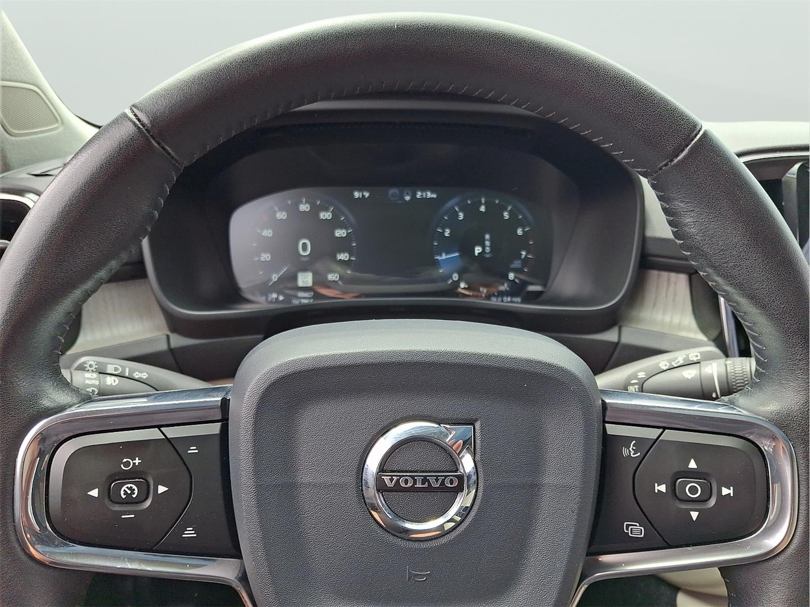 2020 Volvo XC40 Inscription