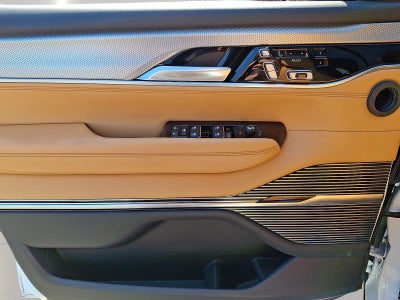2023 Jeep Grand Wagoneer Series III