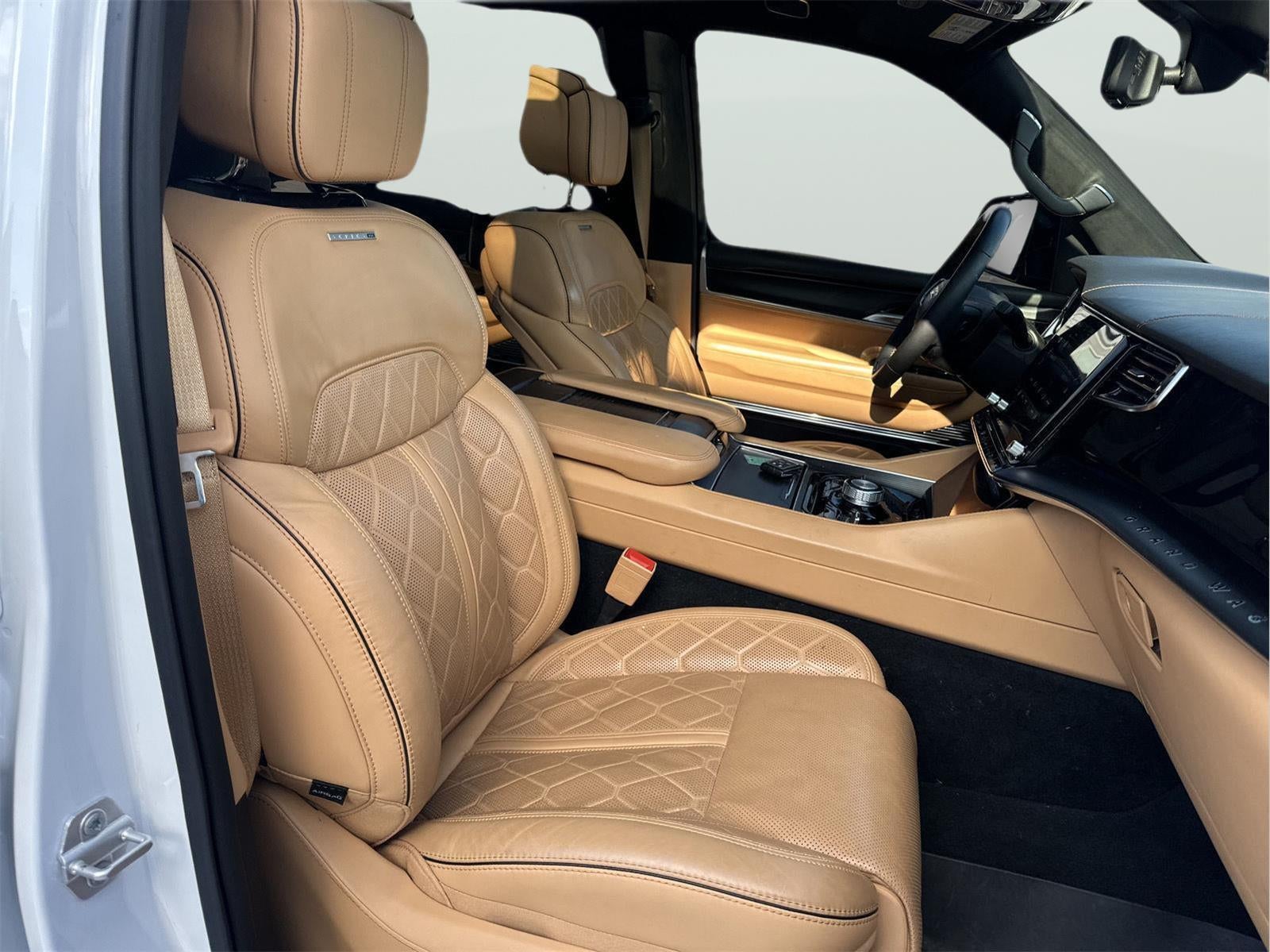 2024 Jeep Grand Wagoneer Series III Obsidian