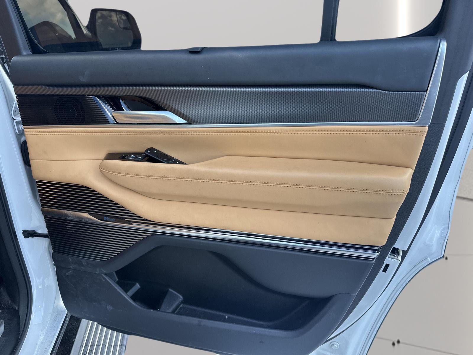 2024 Jeep Grand Wagoneer Series III Obsidian