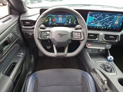 2025 Ford Mustang Dark Horse