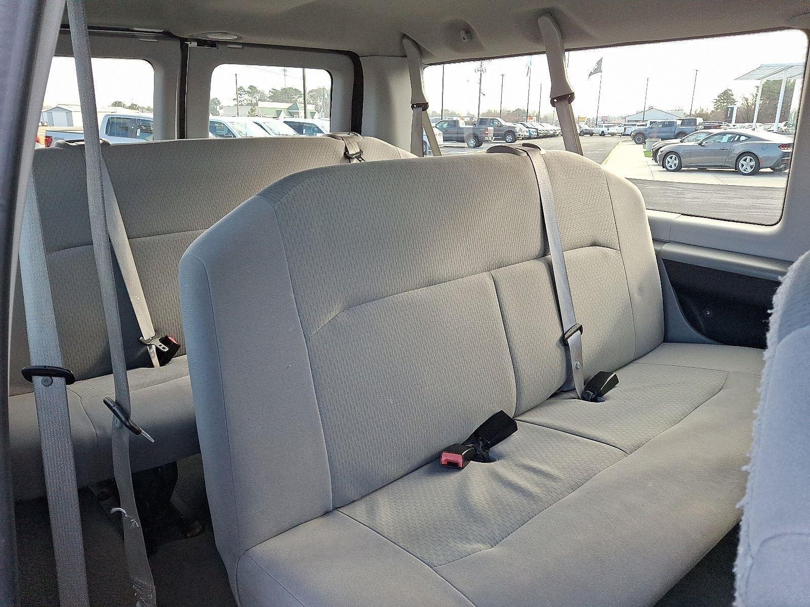 2011 Ford E-Series E-350 SD XLT