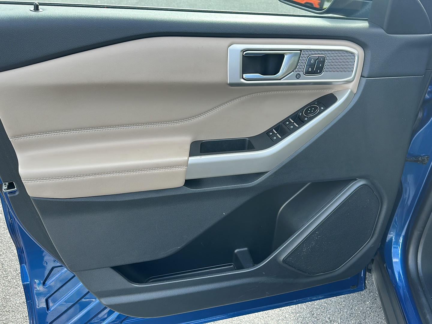2023 Ford Explorer Hybrid Limited