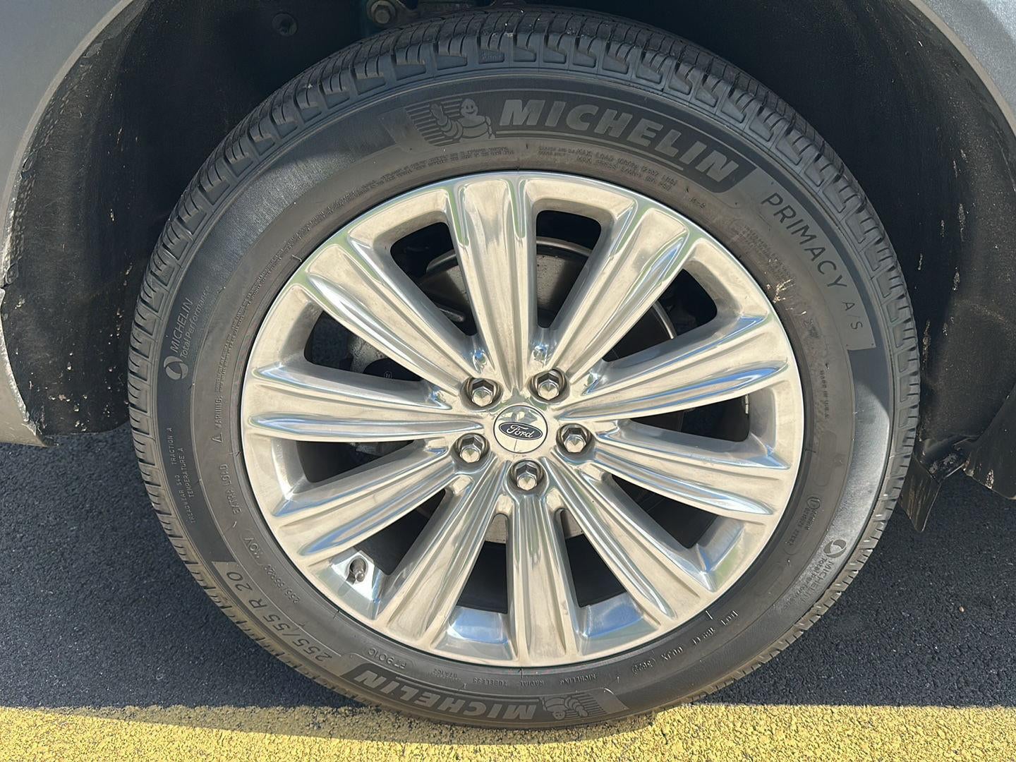 2023 Ford Explorer Hybrid Limited