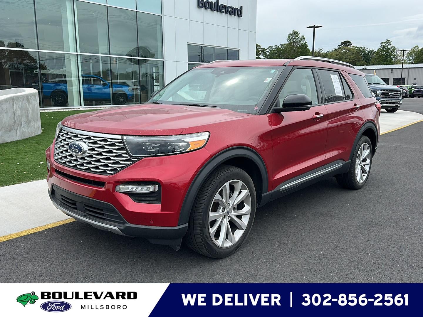 2022 Ford Explorer Platinum 4WD's photo