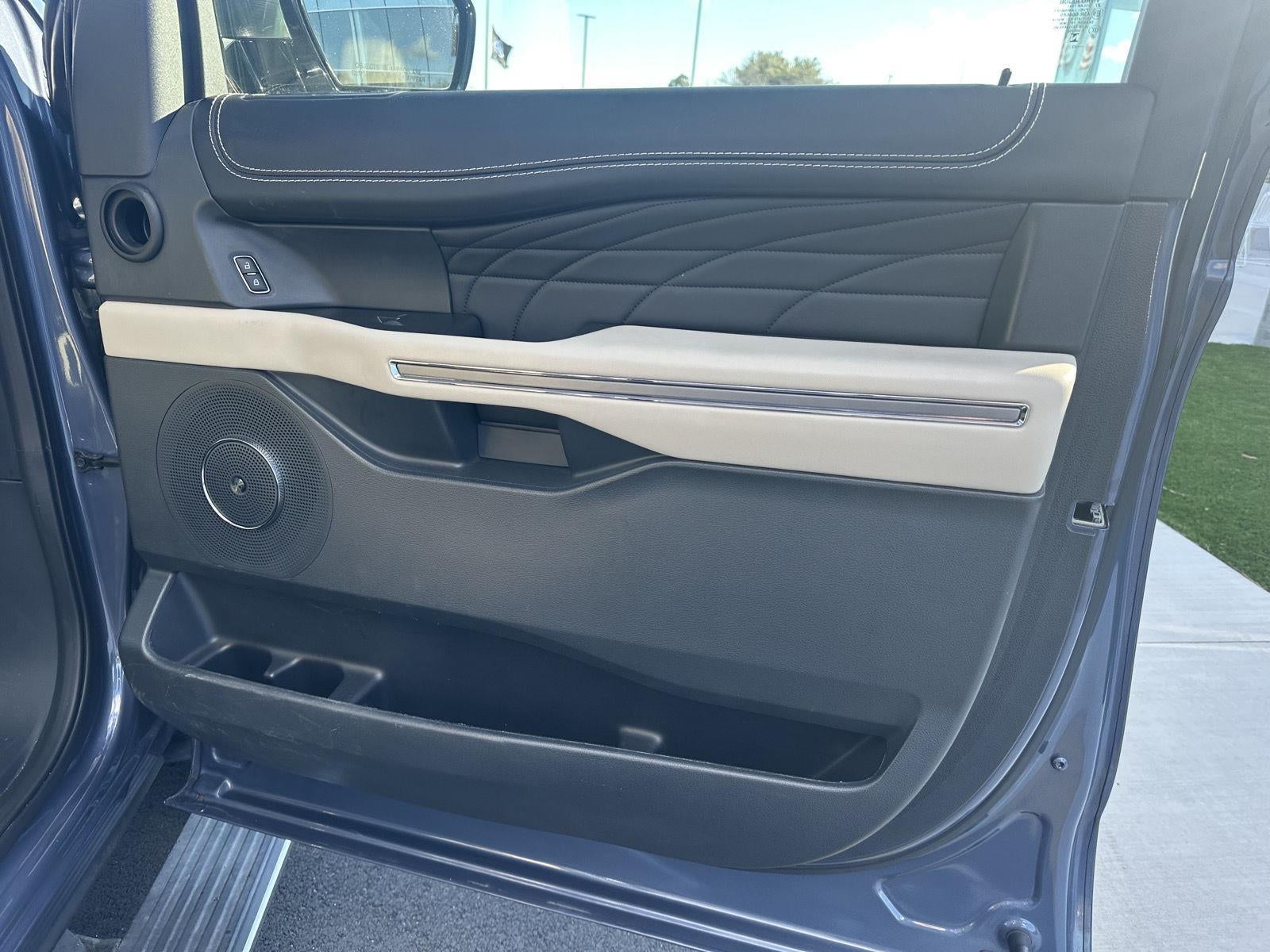 2023 Ford Expedition Platinum