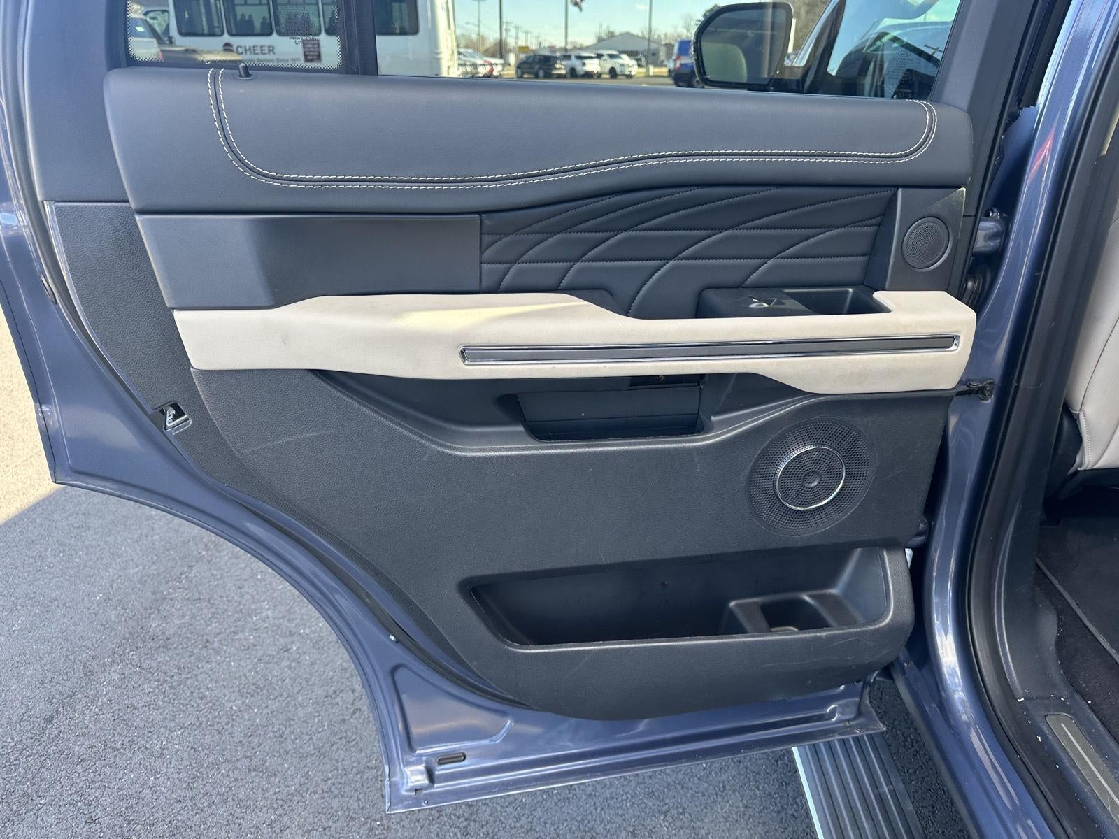 2023 Ford Expedition Platinum