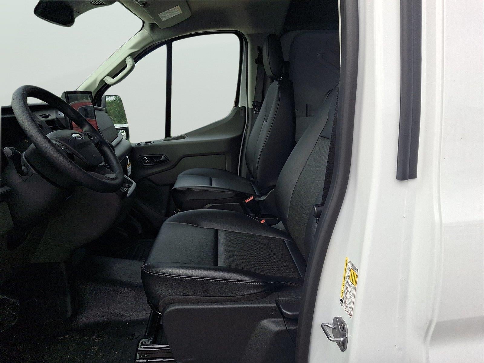 2026 Ford Transit Cargo Van T-250 130" Low Rf 9150 GVWR RWD