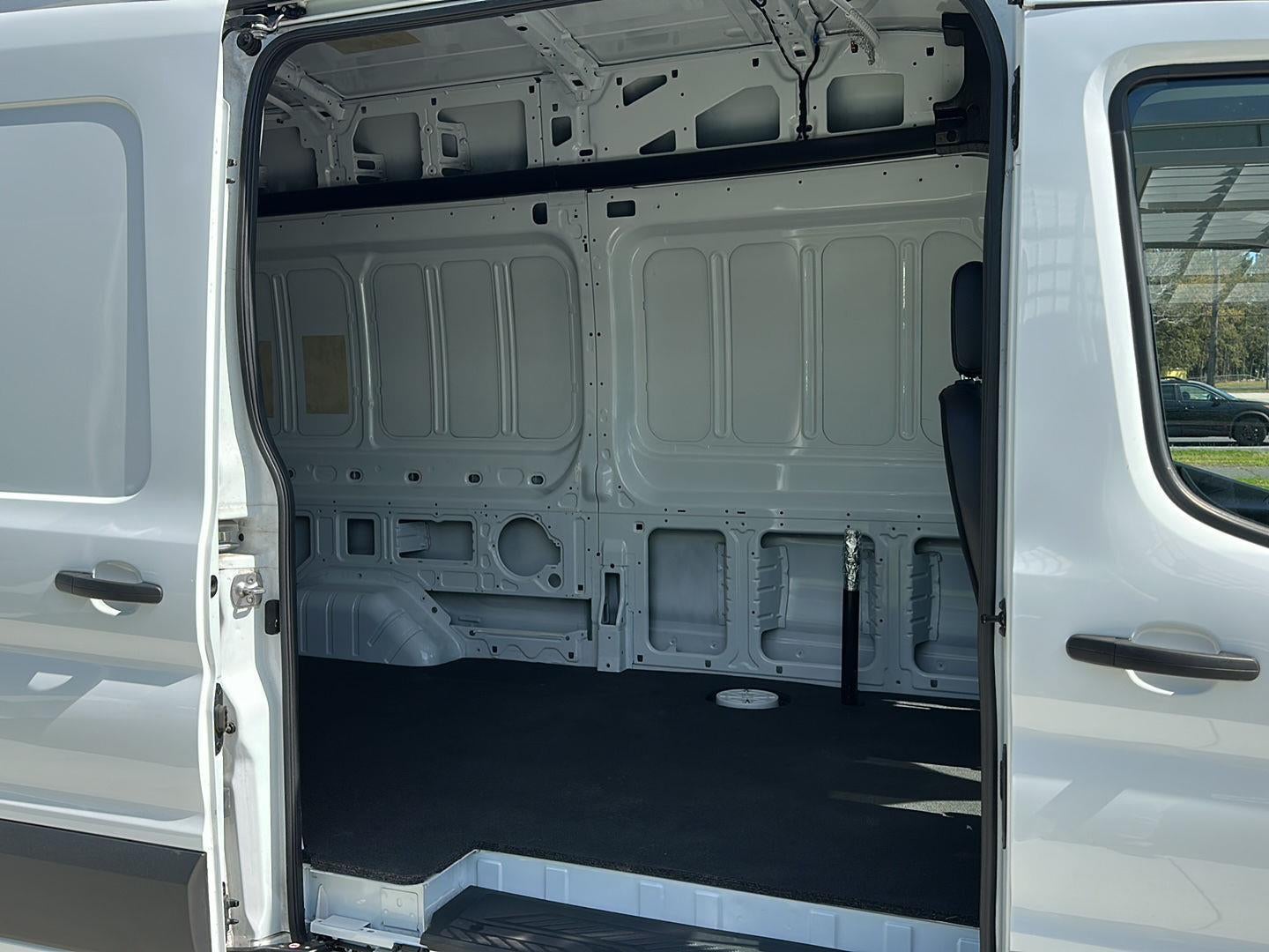 2022 Ford TRANSIT T250