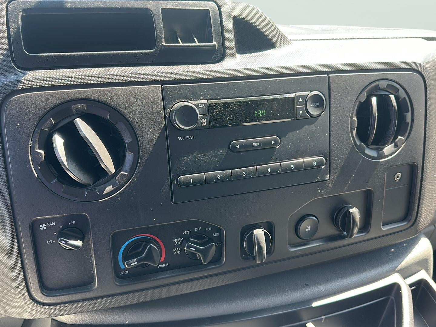 2014 Ford E-Series E-150