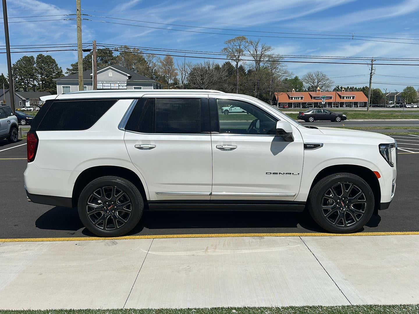 2023 GMC Yukon Denali