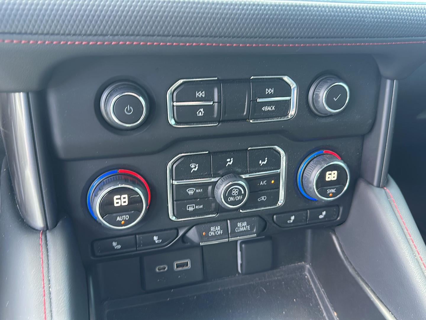 2022 Chevrolet Tahoe RST