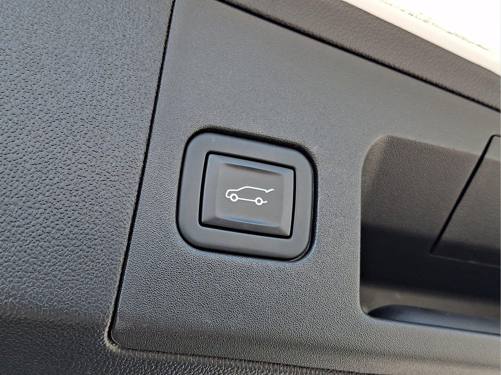 2023 Cadillac XT5 FWD Premium Luxury