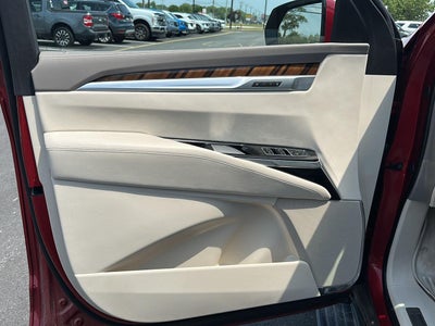 2025 Cadillac Escalade ESV 4WD Sport Platinum