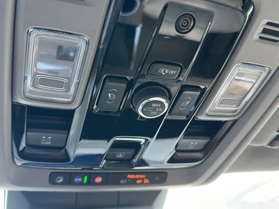 2025 Cadillac Escalade ESV 4WD Sport Platinum