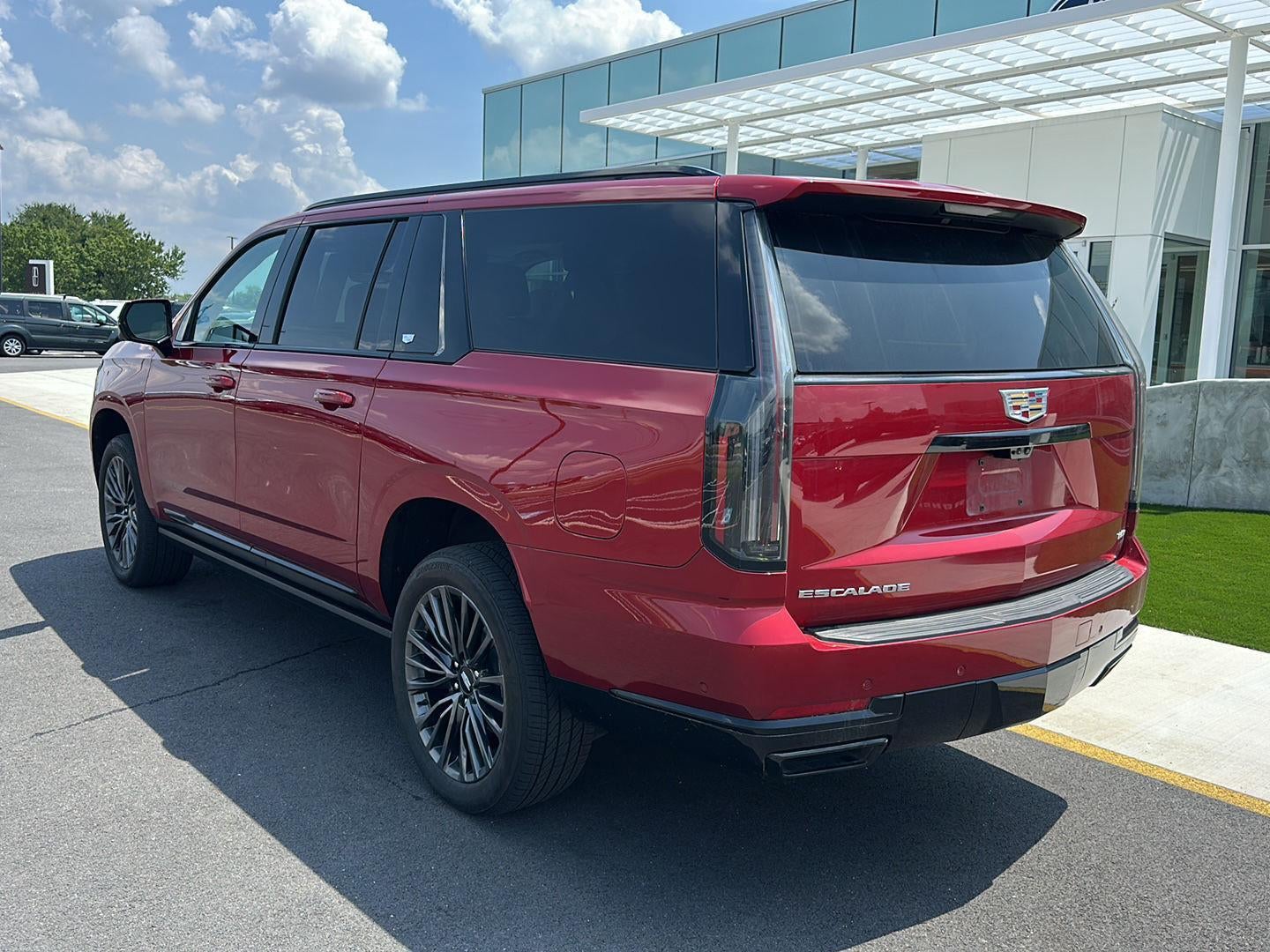 2025 Cadillac Escalade ESV 4WD Sport Platinum