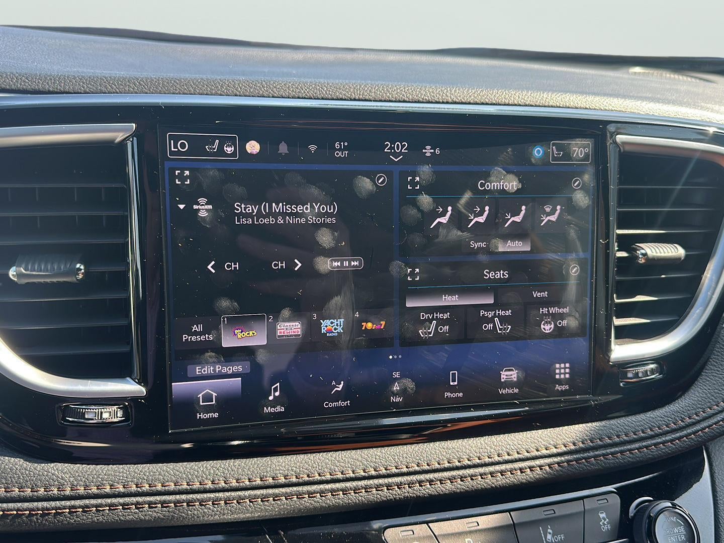 2026 Chrysler Pacifica Pinnacle