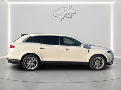 2019 Lincoln MKT Reserve