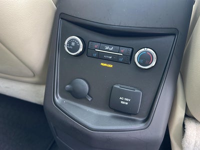 2019 Lincoln MKT Base