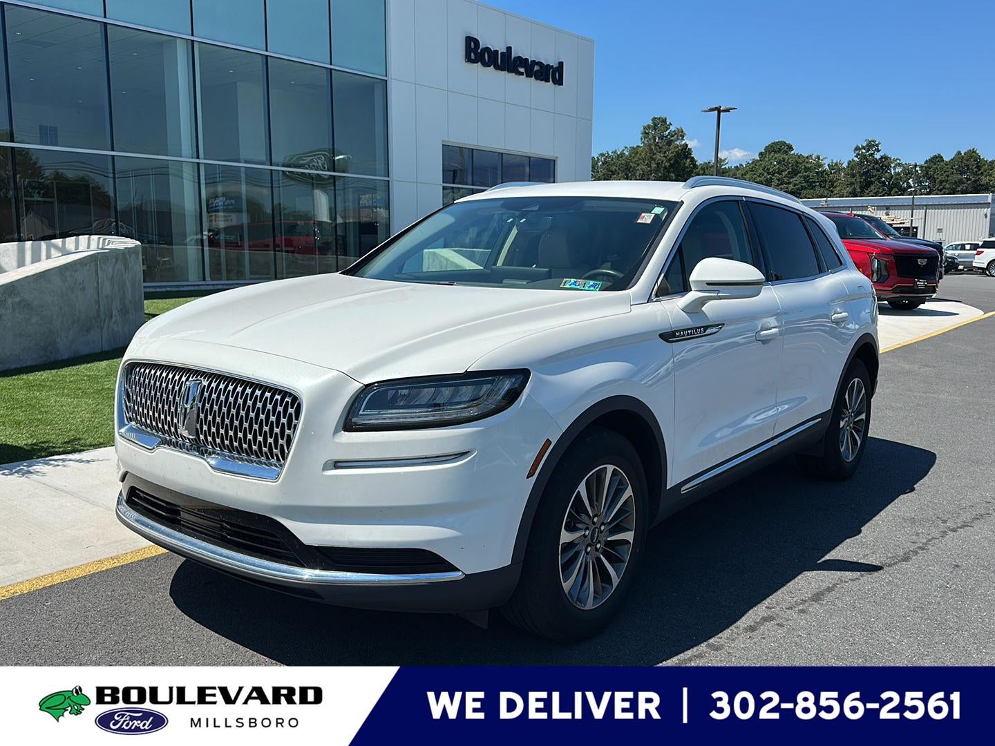 2022 Lincoln Nautilus Standard