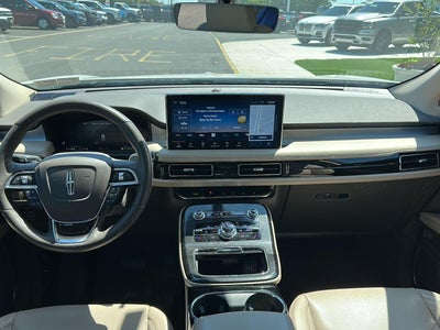 2022 Lincoln Nautilus Standard