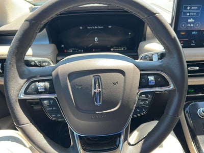 2022 Lincoln Nautilus Standard