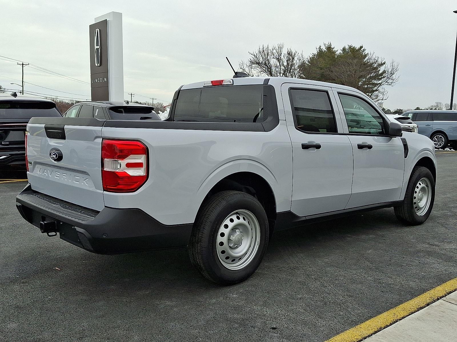 2025 Ford Maverick XL