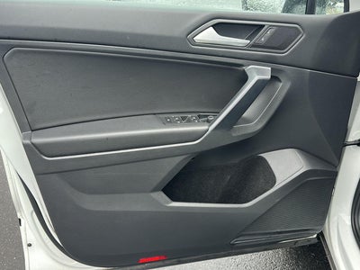 2021 Volkswagen Tiguan SE R-Line Black