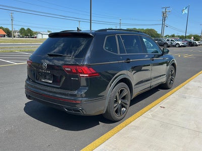 2024 Volkswagen Tiguan SE R-Line Black