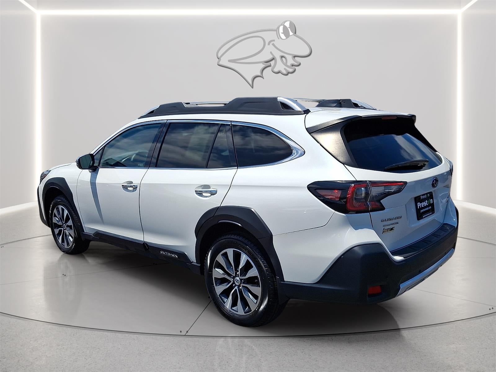 2023 Subaru Outback Touring