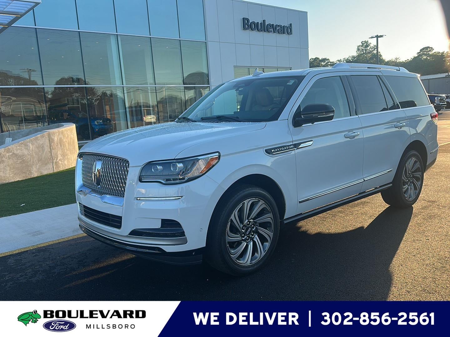 2024 Lincoln Navigator Premiere