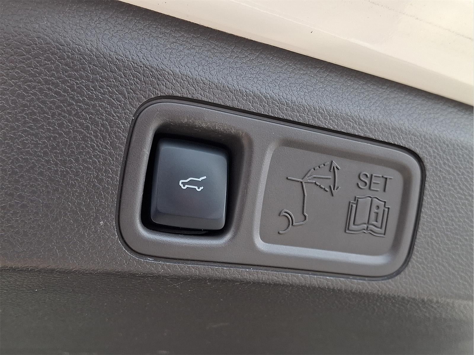 2024 Lincoln Navigator Premiere