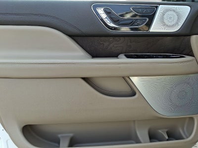 2023 Lincoln Navigator L Reserve