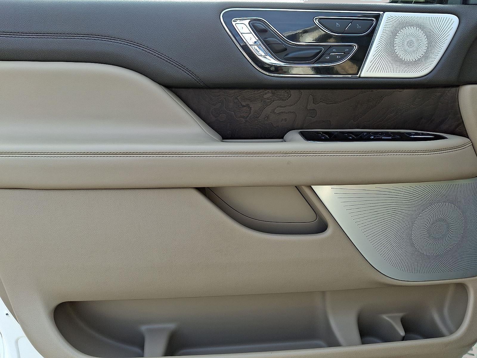 2023 Lincoln Navigator L Reserve