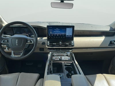 2022 Lincoln Navigator L Reserve
