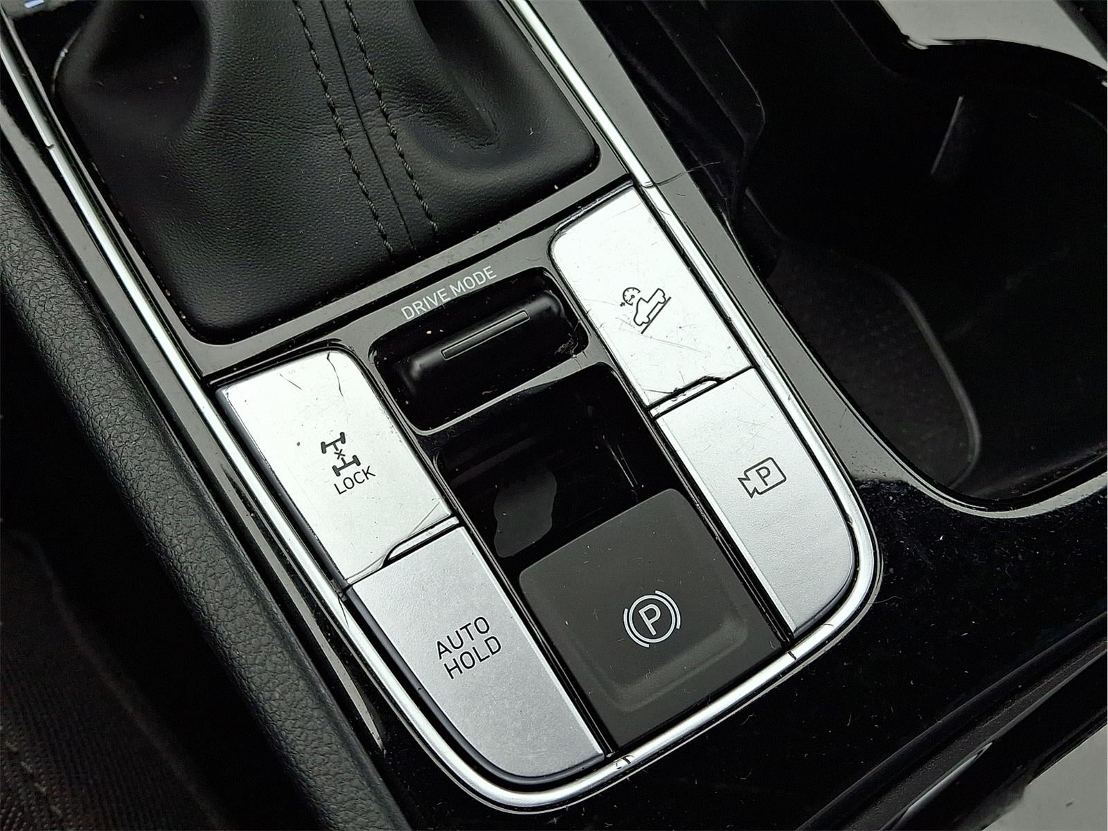 2024 Hyundai Santa Cruz SE