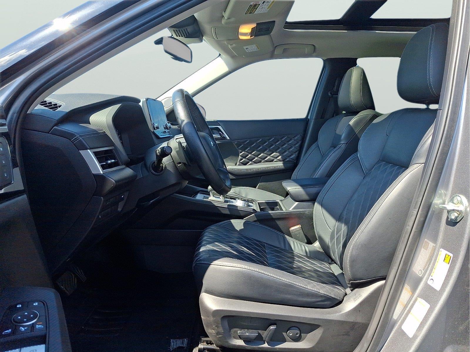 2023 Mitsubishi Outlander SEL