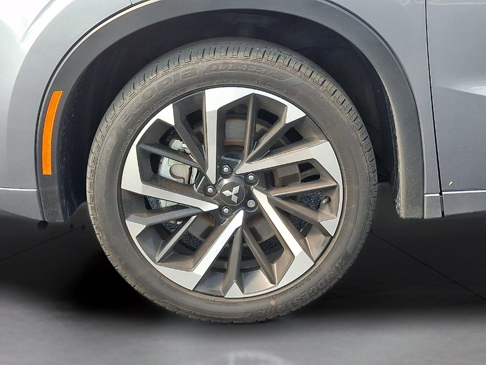 2023 Mitsubishi Outlander SEL