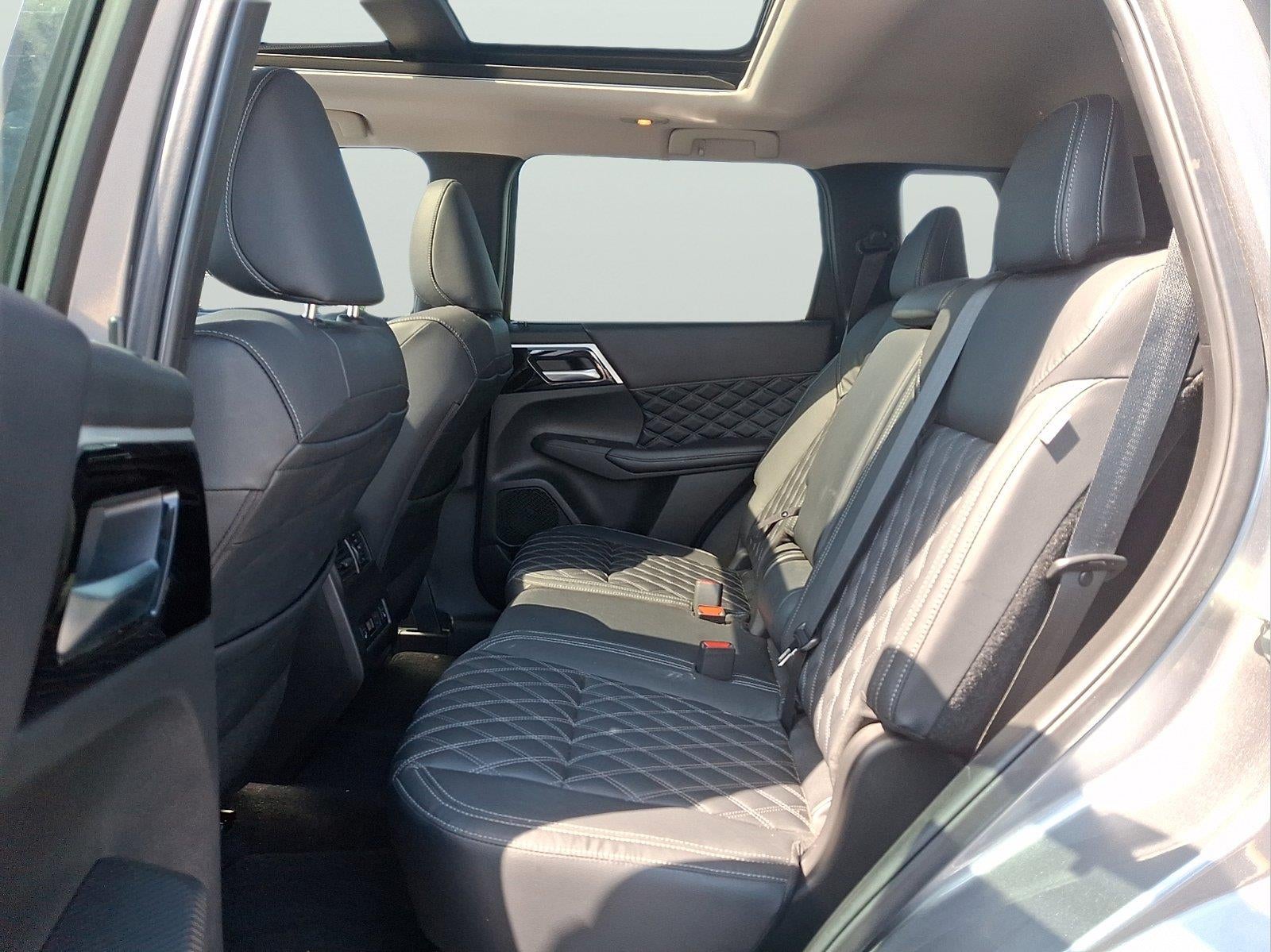2023 Mitsubishi Outlander SEL