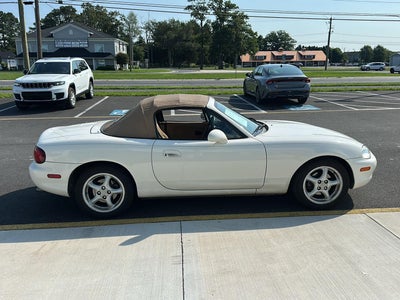 1999 Mazda Mazda MX5 Miata Base