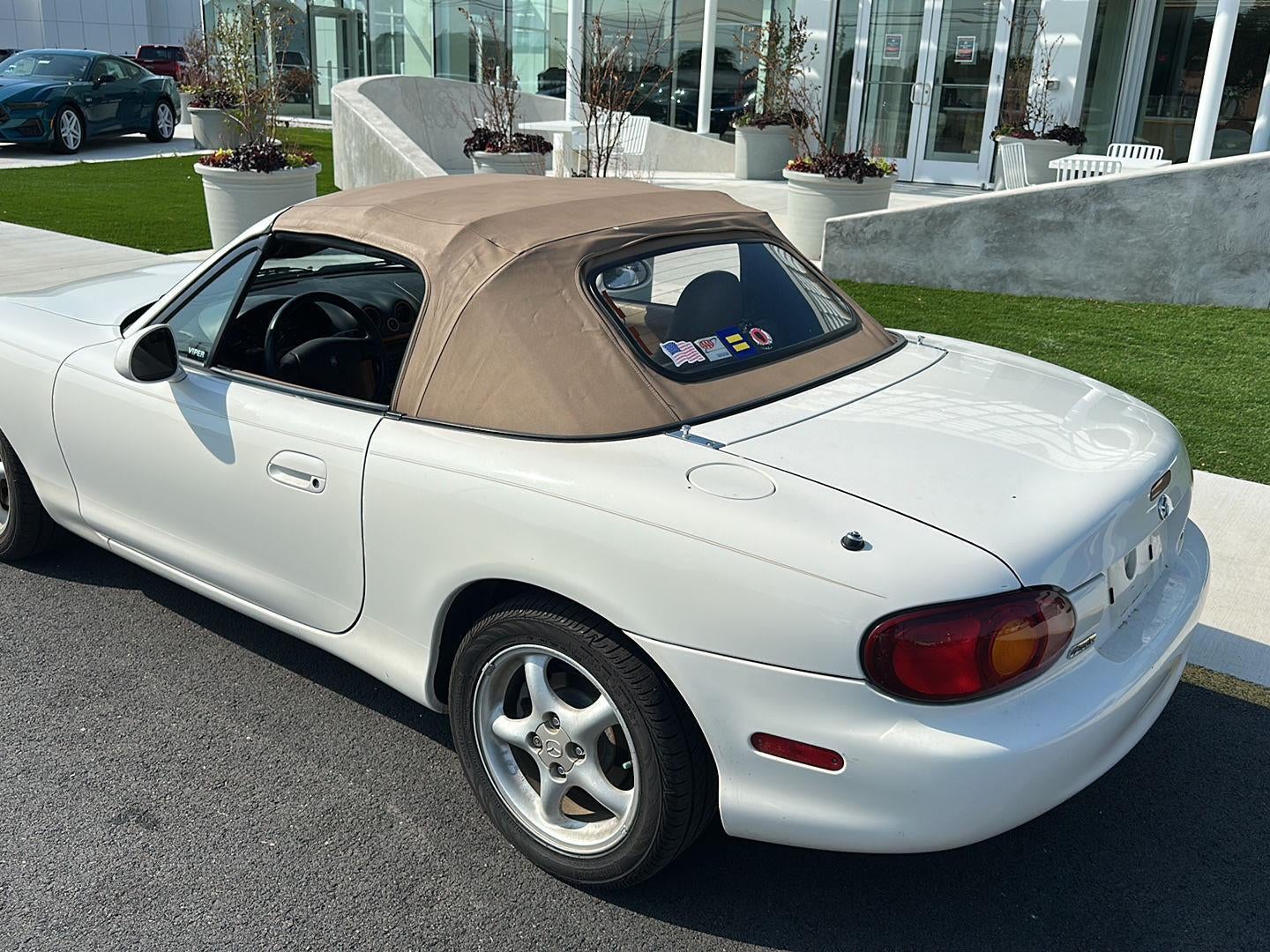1999 Mazda Mazda MX5 Miata Base