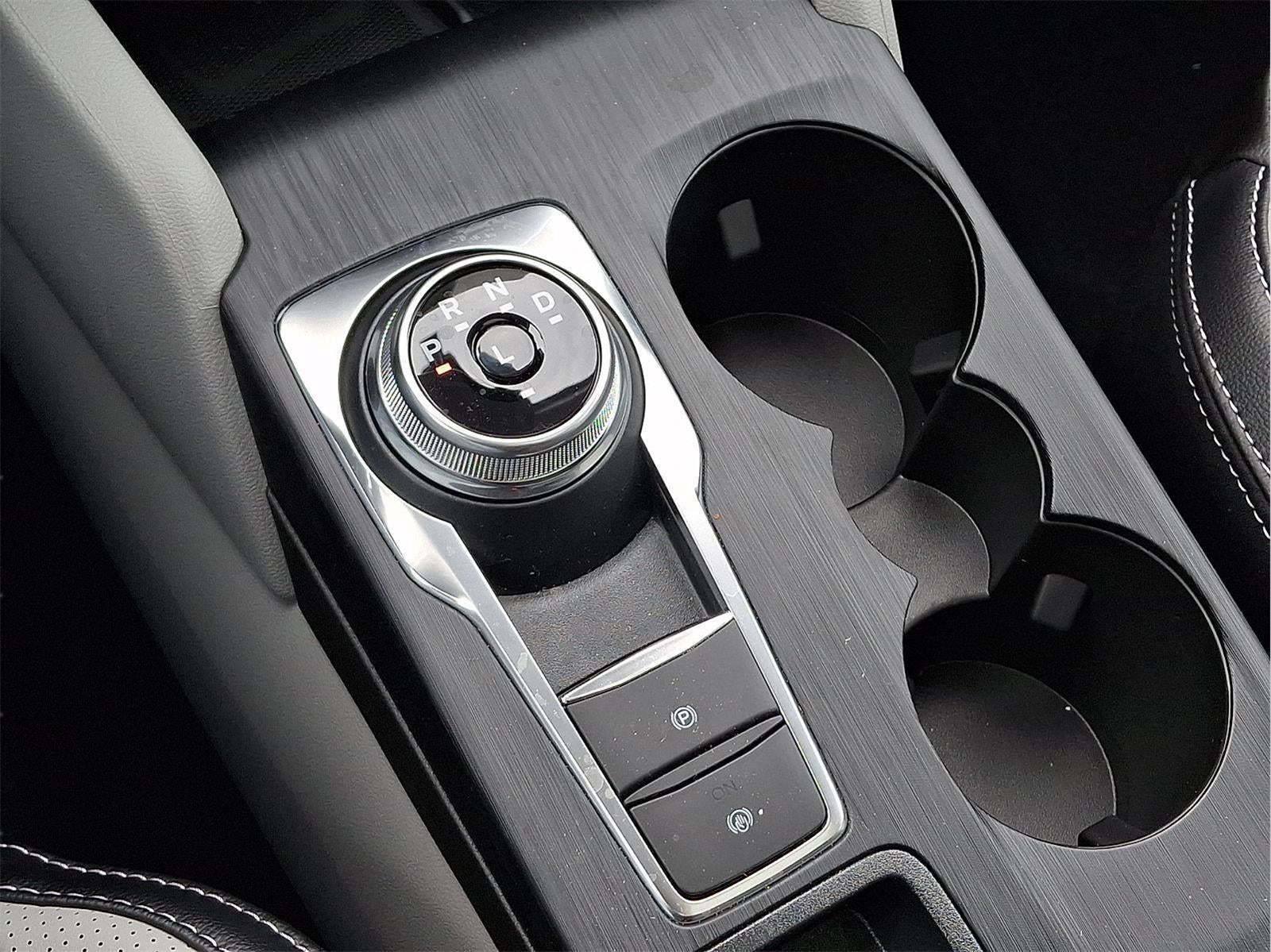 2026 Ford Escape Platinum